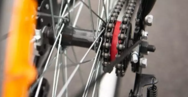 Así es esta bicicleta con dos cadenas y dos transmisiones: para algunas situaciones, mejor que una eléctrica