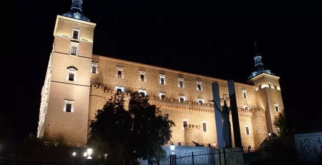 Memorialistas acusan a la Junta de "blanquear el franquismo" en su portal de Cultura con la historia del Alcázar de Toledo