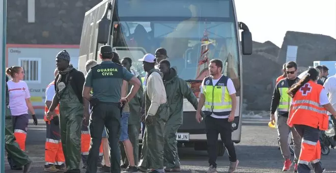 Dominio Público - Negros con machetes