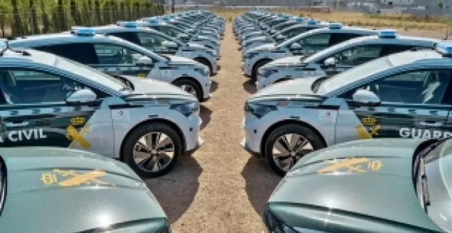 Este es el precio de los 90 coches eléctricos que acaba de recibir la Guardia Civil