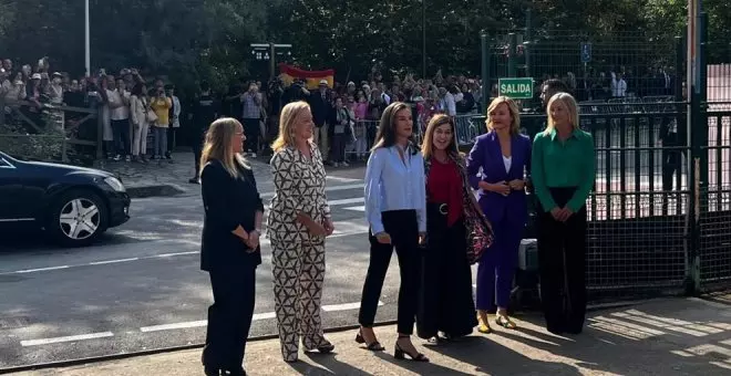 La Reina Letizia inaugura en Castro Urdiales el curso de FP