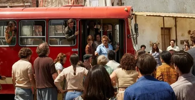 Un bus en busca de contexto histórico: la película 'El 47' y las luchas políticas y vecinales