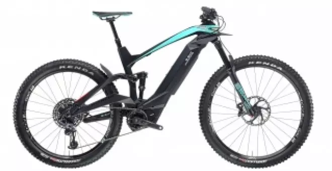 Esta bicicleta eléctrica de carbono rompe el molde de las eMTB, y es tan espectacular como sus últimas bajadas de precio