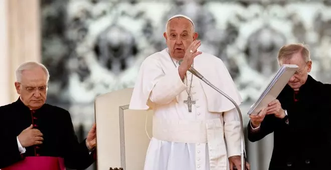 El Papa le pide a los cardenales que persigan unas cuentas con "déficit cero"