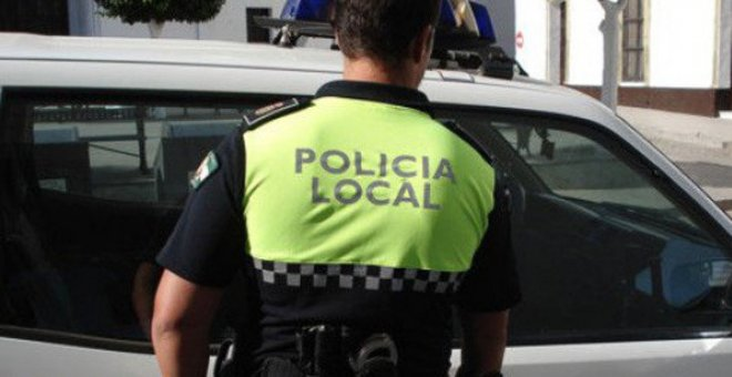 El copiloto de una furgoneta circula de forma irregular por llevar cocaína, éxtasis y speed