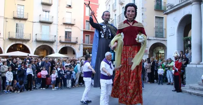 El 50è aniversari del Museu Dalí a Figueres congrega centenars de persones als actes populars de celebració