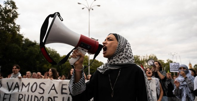 Un año de genocidio en Gaza: miles de personas llenan las calles de Madrid para exigir al Gobierno romper con Israel ya