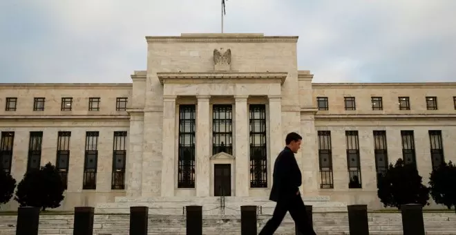 Los mercados apuestan que la Fed bajará los tipos gradualmente hasta el 3,5% a mediados de 2025