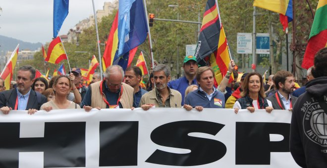 La manifestació del 12-O punxa a Barcelona i acusa el Govern d'Illa de ser una institució "antiespanyola"