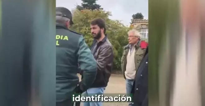 La Guardia Civil identifica a García- Gallardo y a representantes de Vox a las puertas de un centro de acogida de migrantes en León