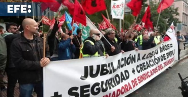 Los conductores de autobuses se concentran en Madrid para exigir la jubilación anticipada