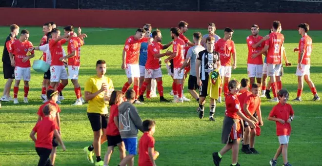 El Laredo afronta "con muchísima ilusión y en casa" su primer partido de Copa