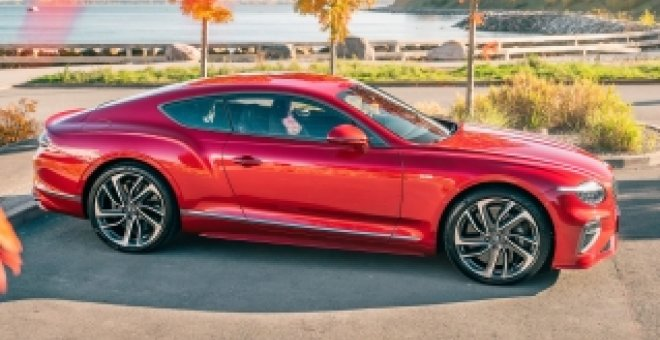 El CEO de Bentley dice que su primer coche eléctrico coincidirá con una fase de baterías con mucha más autonomía