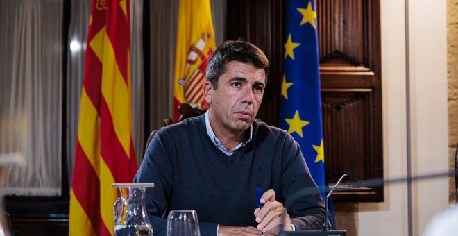 Mazón llegó con dos horas de retraso a la reunión de emergencia por la DANA en València