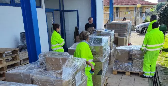 Ayuntamiento, asociaciones y vecinos muestran su solidaridad con Valencia tras la devastación de la DANA con campañas de recogida