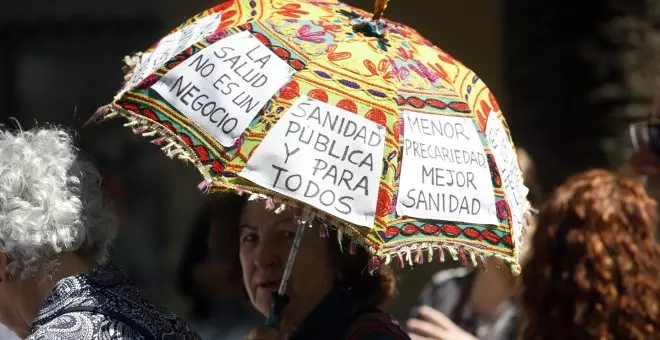 "Muévete por tu salud": manifestaciones de las mareas frente al deterioro "extremo" de la sanidad pública en Andalucía