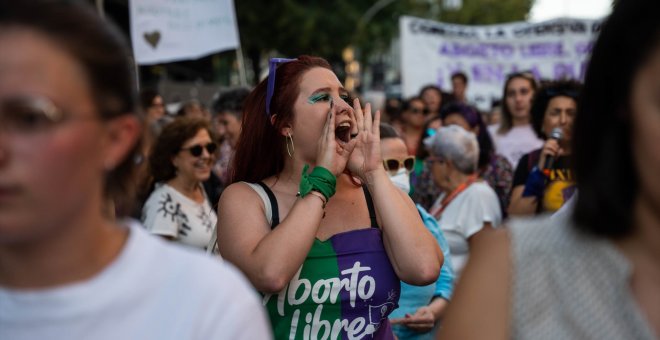 La cumbre antiabortista llega al Senado en plena escalada reaccionaria mundial: "Es un atentado contra los derechos humanos"