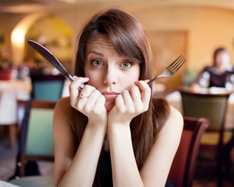 Esperando la comida - Depositphotos