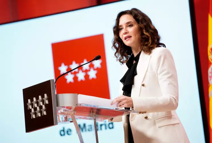 Twitter: Ayuso hace balance de 2022 y los tuiteros también: "Vive en un Madrid irreal" | Tremending