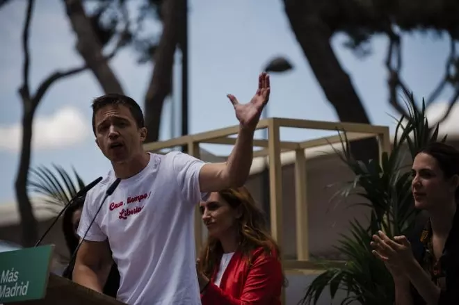 El líder de Más País, íñigo Errejón, interviene durante un acto de Más Madrid, en el parque Lorenzo Azofra, a 13 de mayo de 2023, en Getafe.- Mateo Lanzuela / Europa Press