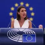 Irene Montero interviene en el Parlamento Europeo e pasado 16 de julio de 2024. - Philipp von Ditfurth / dpa