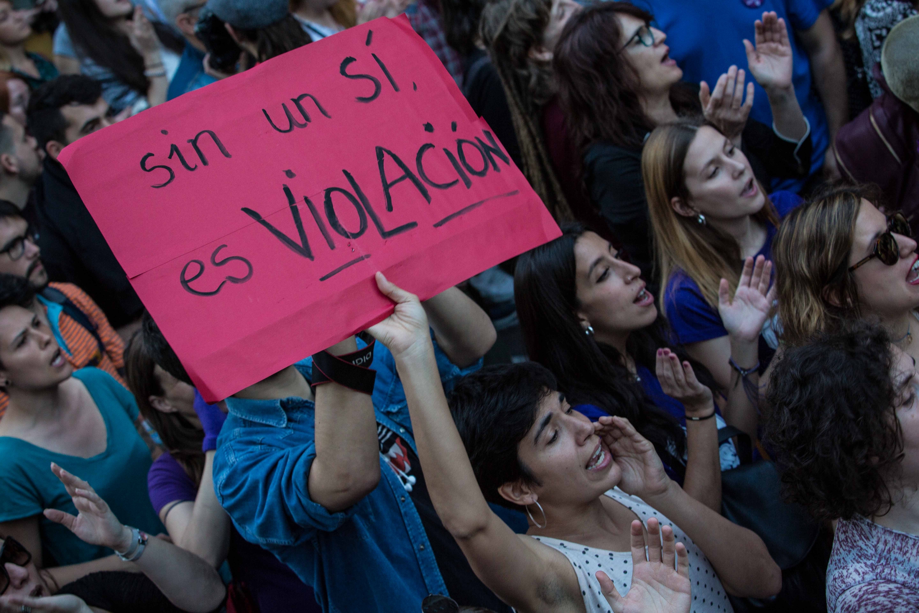 El Gobierno Revisará Los Delitos Sexuales En El Código Penal Tras La Sentencia De La Manada