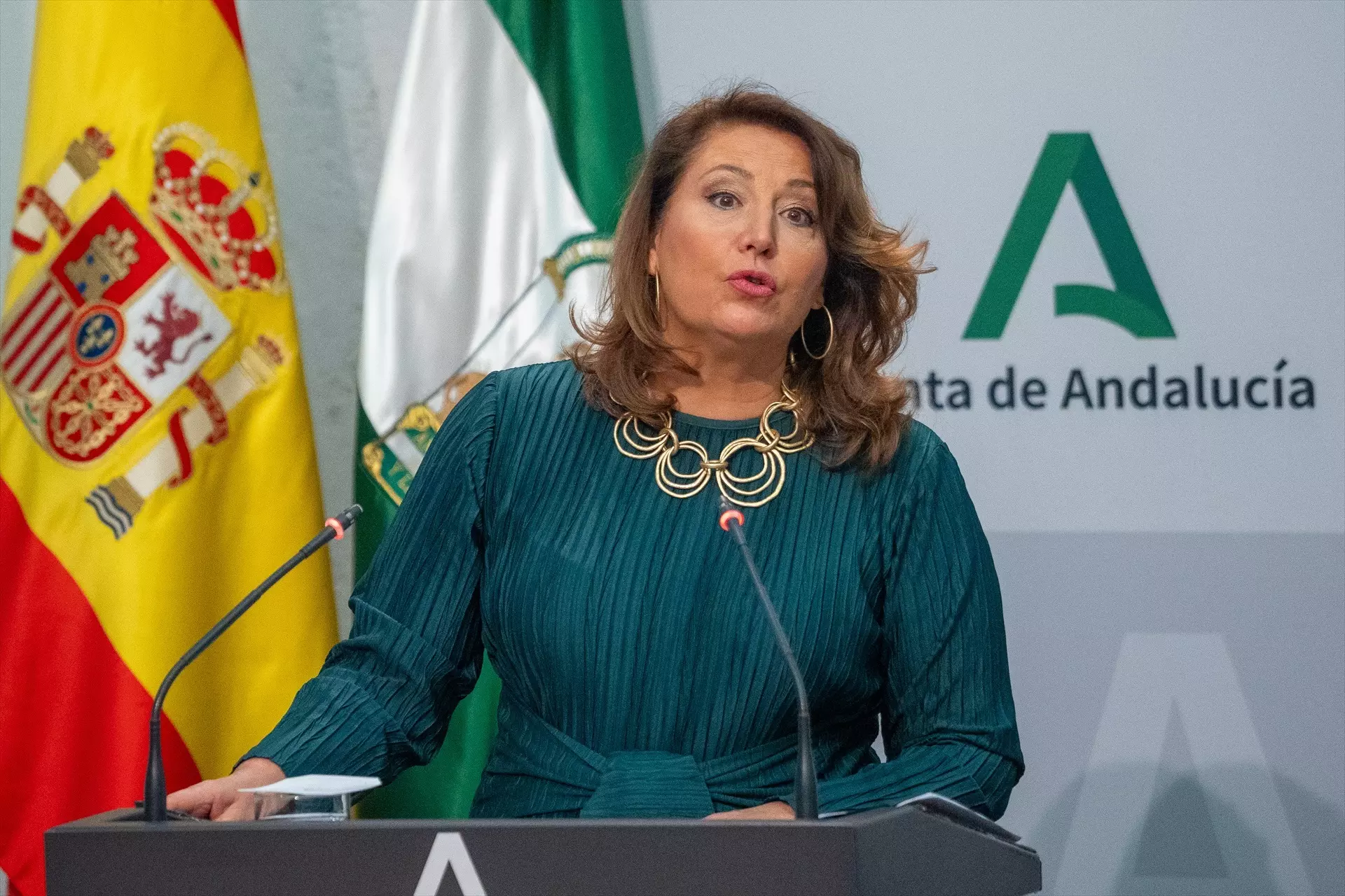 The departure of Carmen Crespo to Europe forces Moreno Bonilla to undertake at least one change in his Government