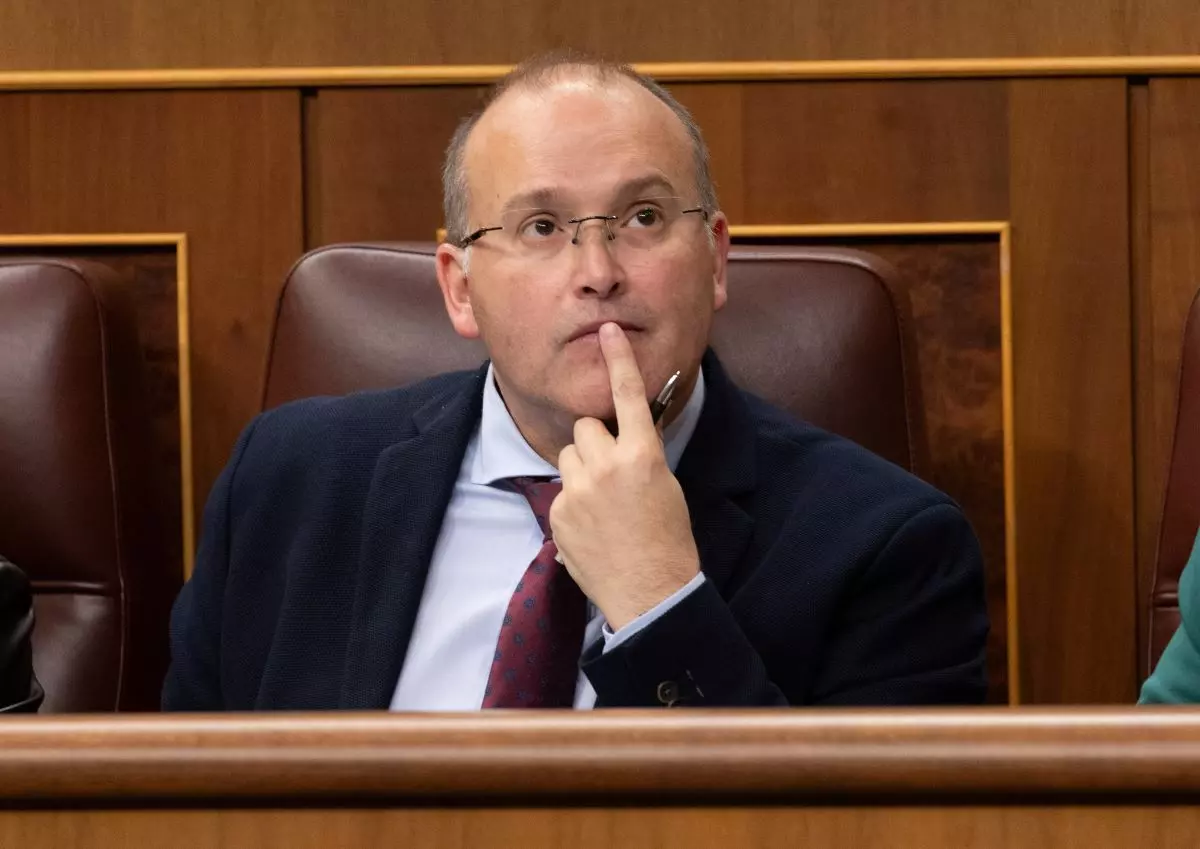 El portavoz del PP en el Congreso, Miguel Tellado, durante una sesión de control al Gobierno, en el Congreso, a 13 de diciembre de 2023, en Madrid. — Eduardo Parra / Europa Press