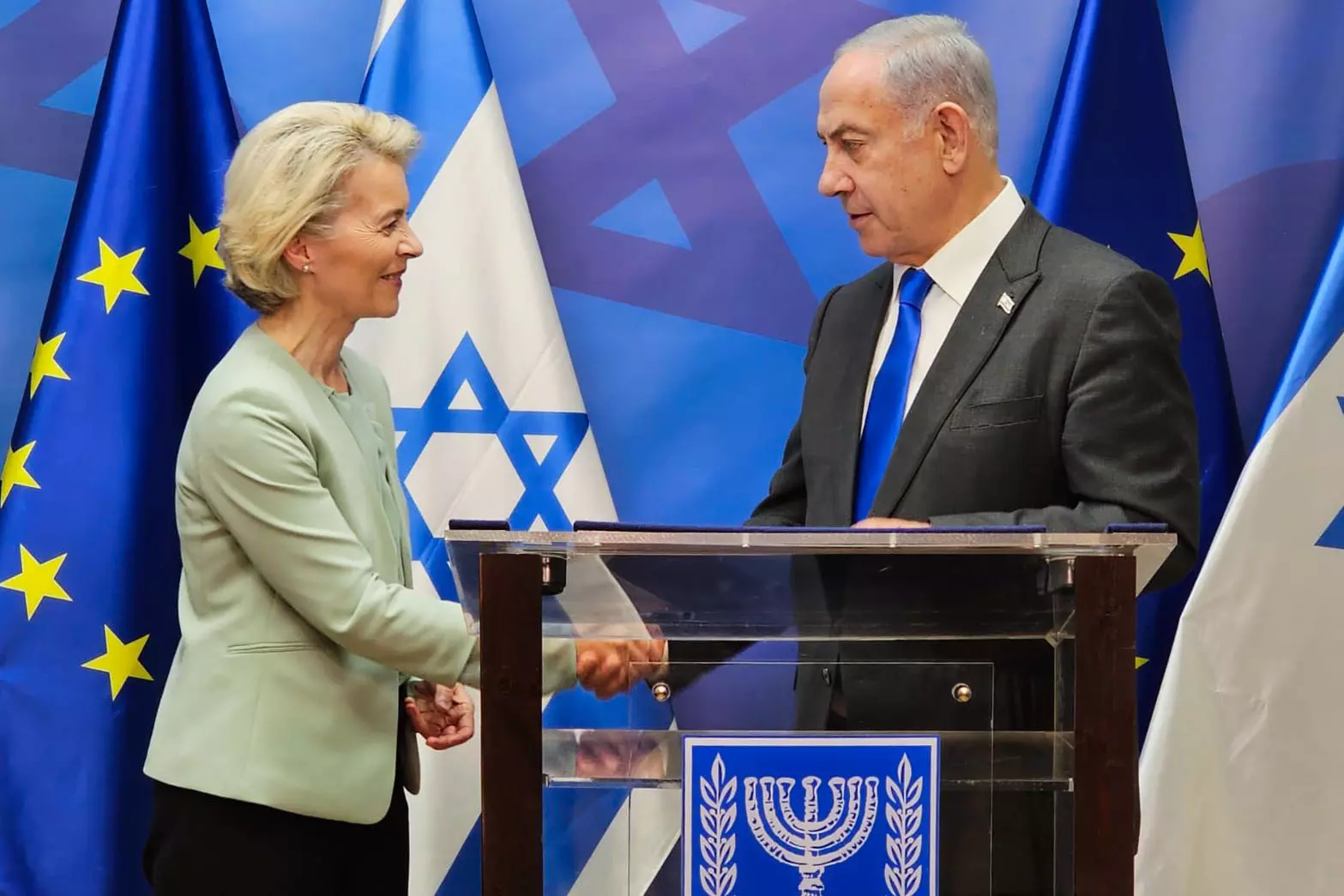 La presidenta de la Comisión Europea, Ursula von der Leyen, junto al primer ministro israelí, Benjamin Netanyahu. — GPO / dpa / Europa Press