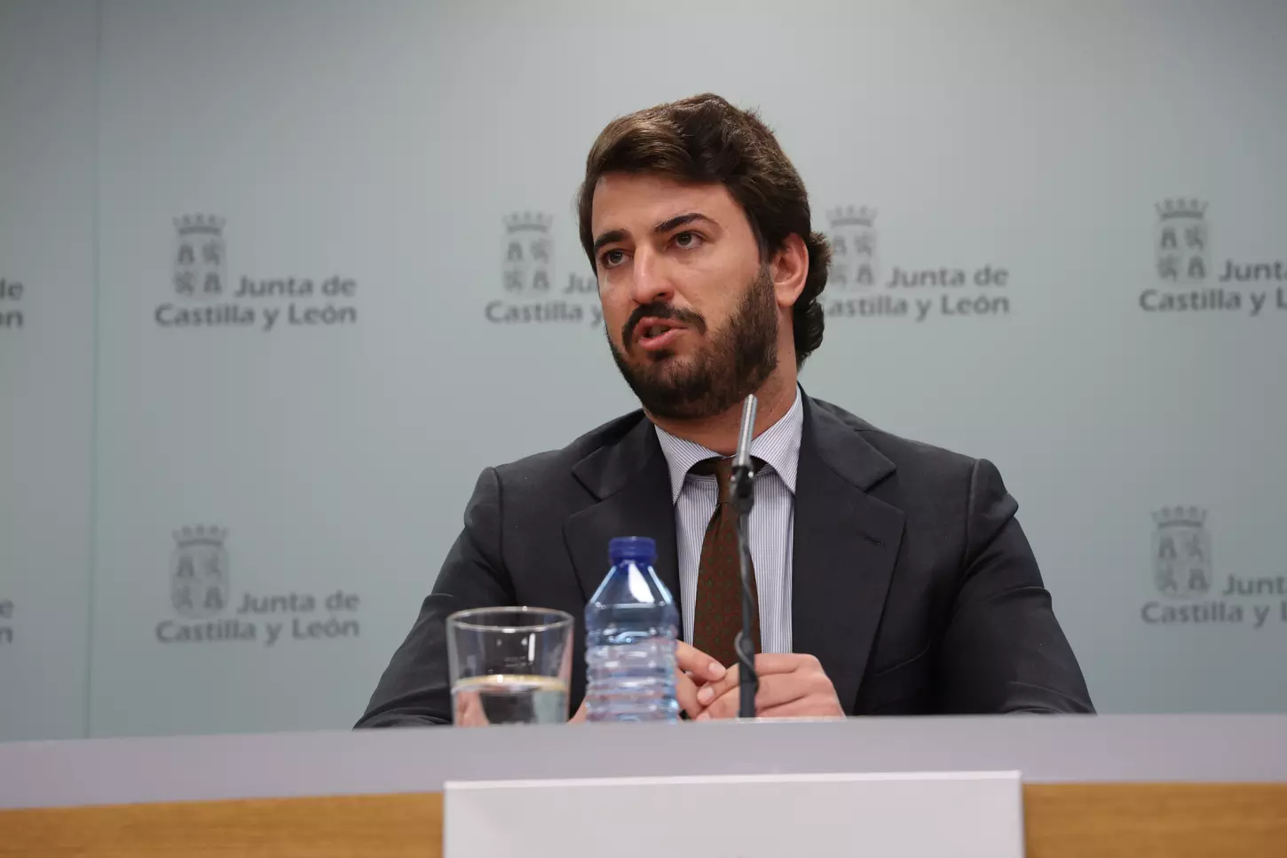 El vicepresidente del Gobierno de Castilla y León, Juan García-Gallardo, en su comparecencia este viernes en Valladolid. — R. García / EFE