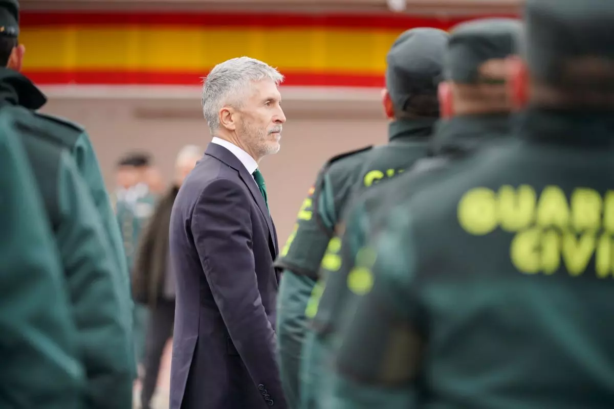 El ministro del Interior, Fernando Grande-Marlaska, en un acto de la Guardia Civil en Gasteiz, el 25 de enero de 2023. — Iñaki Berasaluce / EUROPA PRESS