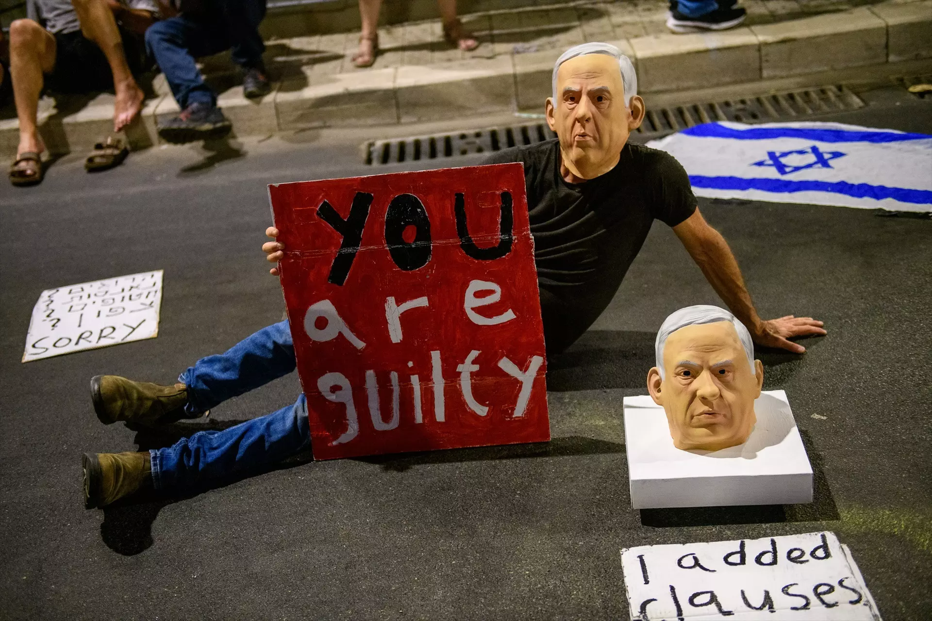 Un hombre con una máscara del primer ministro israelí, Benjamin Netanyahu, protesta en Tel Aviv contra el Gobierno. — Israel Hadari / ZUMA Press Wire / dp / Europa Press