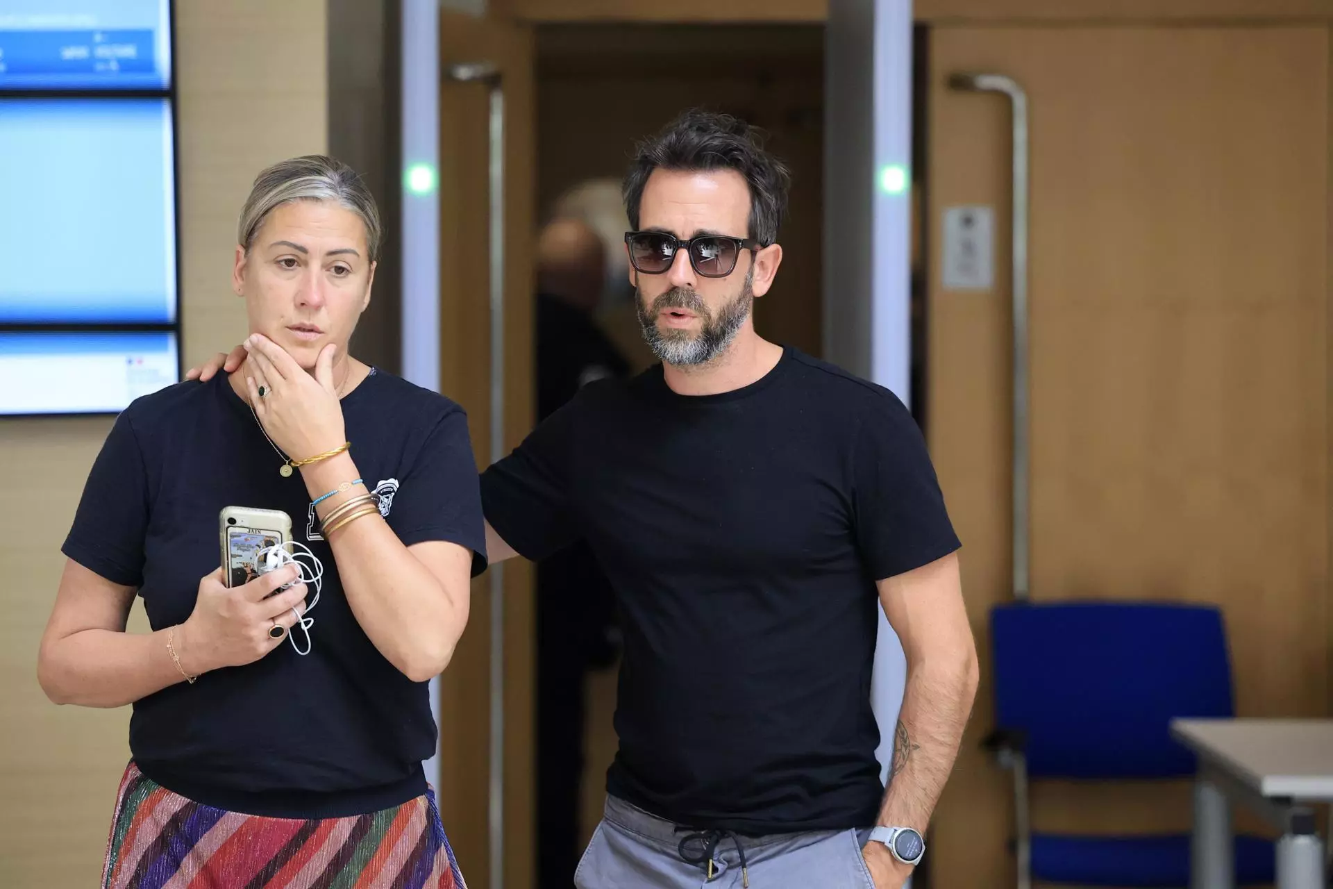 La hija y la nuera de Gisèle Pélicot, a quien su esposo drogó para que fuera violada, sospechan haber sido víctimas de abuso