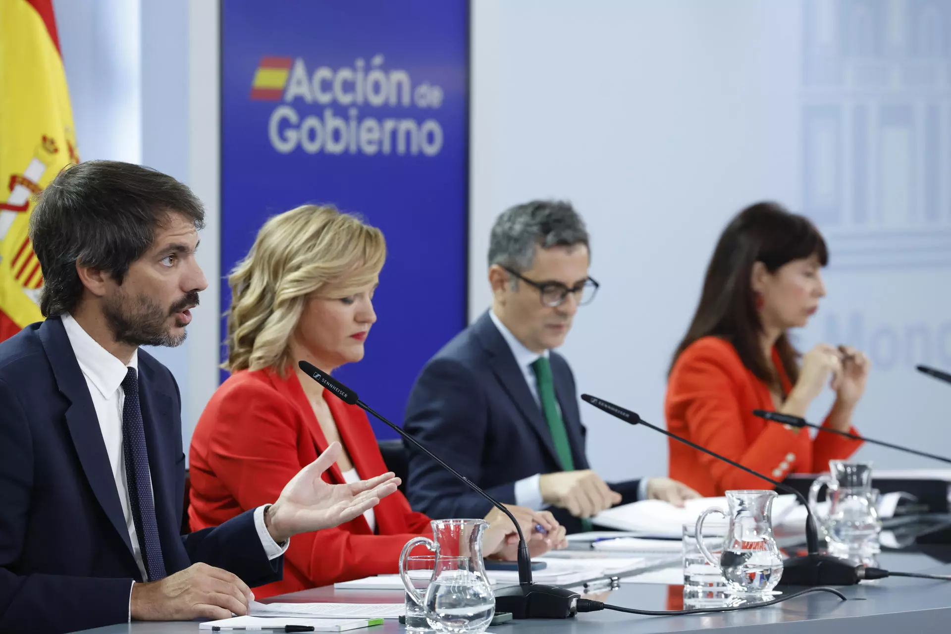 Ernest Urtasun, Pilar Alegría, Félix Bolaños y Ana Redondo, este martes en la rueda de prensa celebrada tras el Consejo de Ministros. — Javier Lizón / EFE