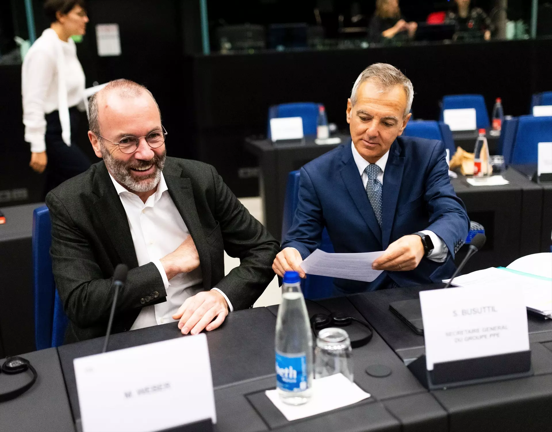 El líder del Partido Popular Europeo, Manfred Weber, junto a su secretario general, Simon Busuttil, durante la Conferencia de Presidentes, en Estrasburgo, a 17 de septiembre de 2024. — Philipp von Ditfurth / Europa Press