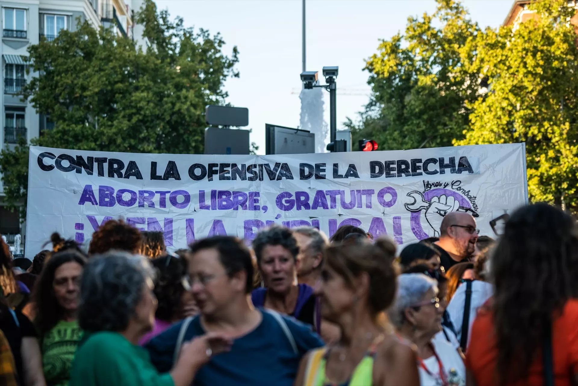 Decenas de personas marchan en la manifestación por la despenalización del aborto, a 28 de septiembre de 2023, en Madrid (España). Imagen de archivo. — Matias Chiofalo / Europa press