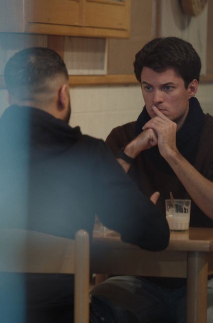 Imagen promocional de 'Cómo cazar a un monstruo', el nuevo documental de Carles Tamayo. / Amazon Prime Video