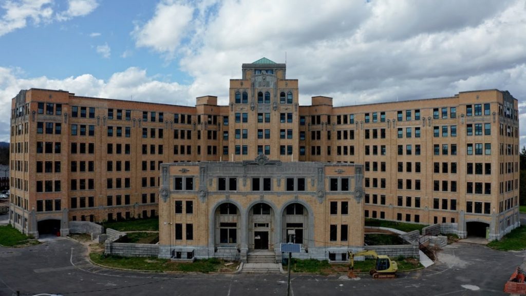 Hospital abandonado de Belleville - Youtube